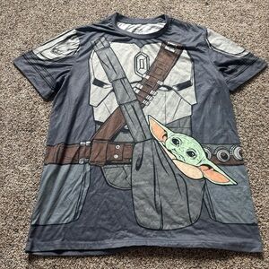 Star Wars mandalorian XL T-Shirt - Gray with Baby Yoda Design